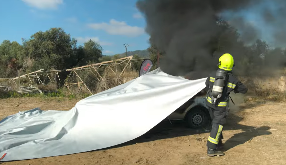 What to look for when shopping for a vehicle fire blanket